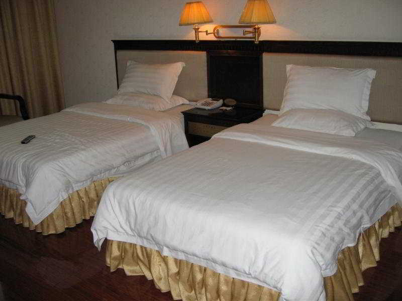 גואנגג'ואו Star City Hotel מראה חיצוני תמונה